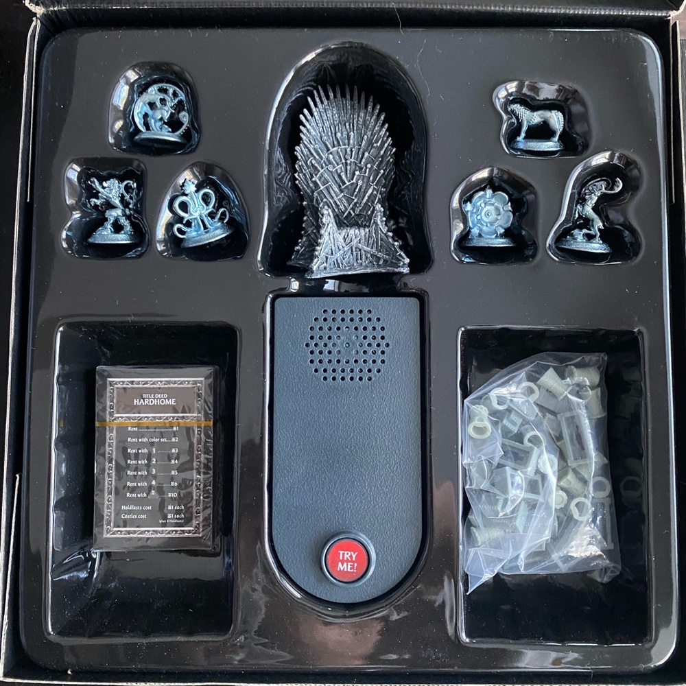 Monopoly Game of Thrones Edition - Picture 2 of 4